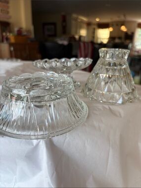 Beautiful candle holders. They can hold a standard candle or a pillar candle.